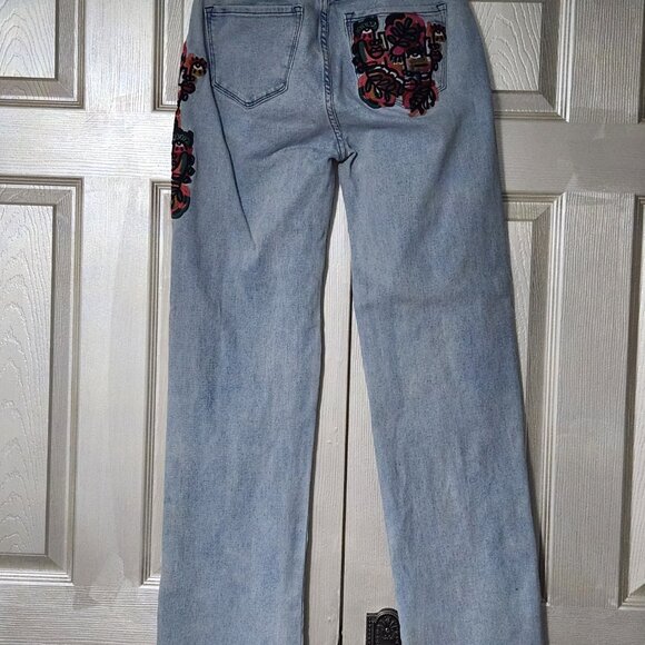 Akira EMBROIDERY DETAILED STRAIGHT LEG JEANS Size 5 - Picture 4 of 7